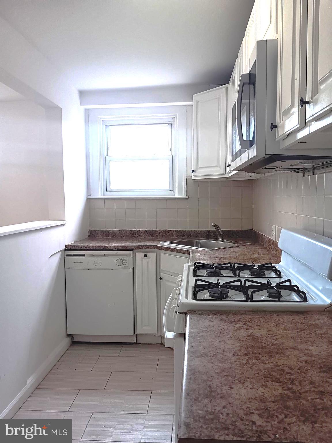 WEST OAK LANE - Residential