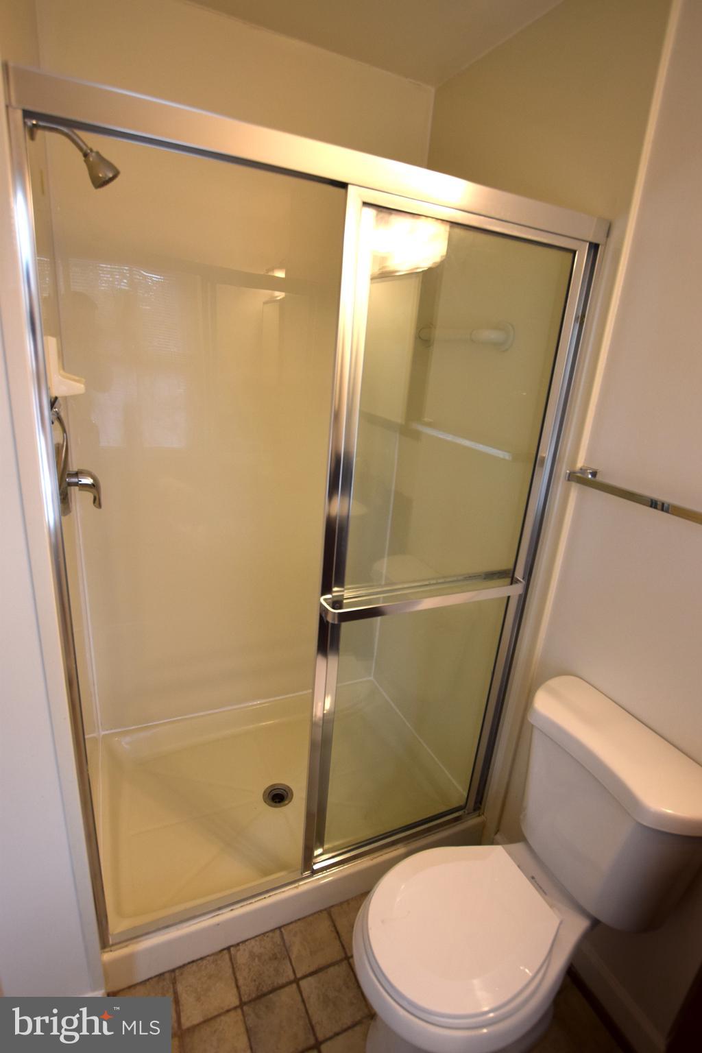 LAKE RIDGE - Residential Lease