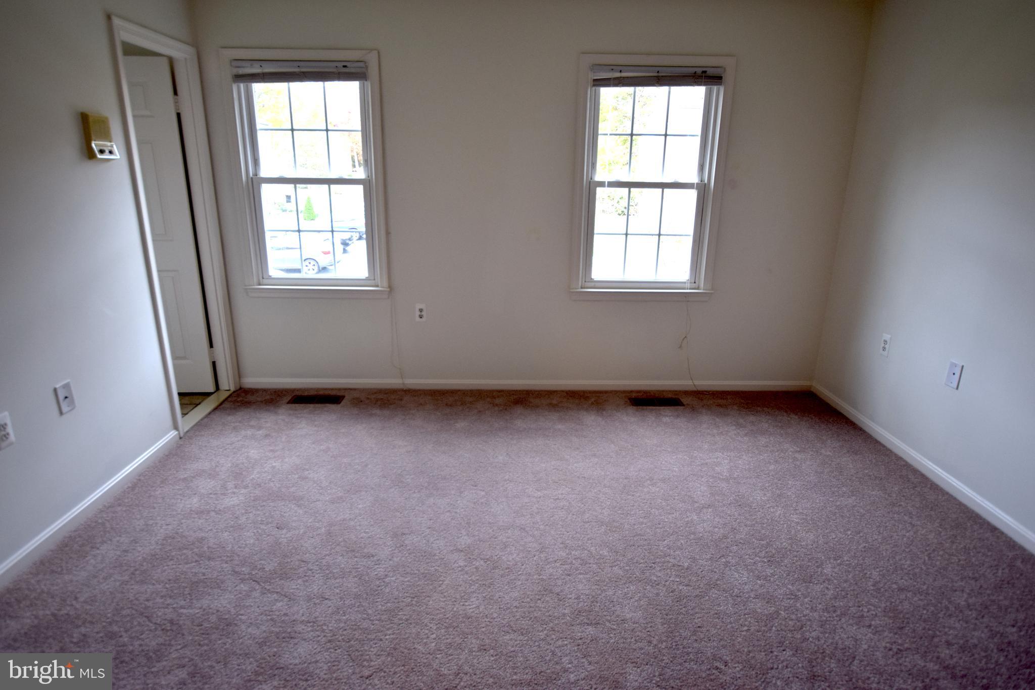 LAKE RIDGE - Residential Lease