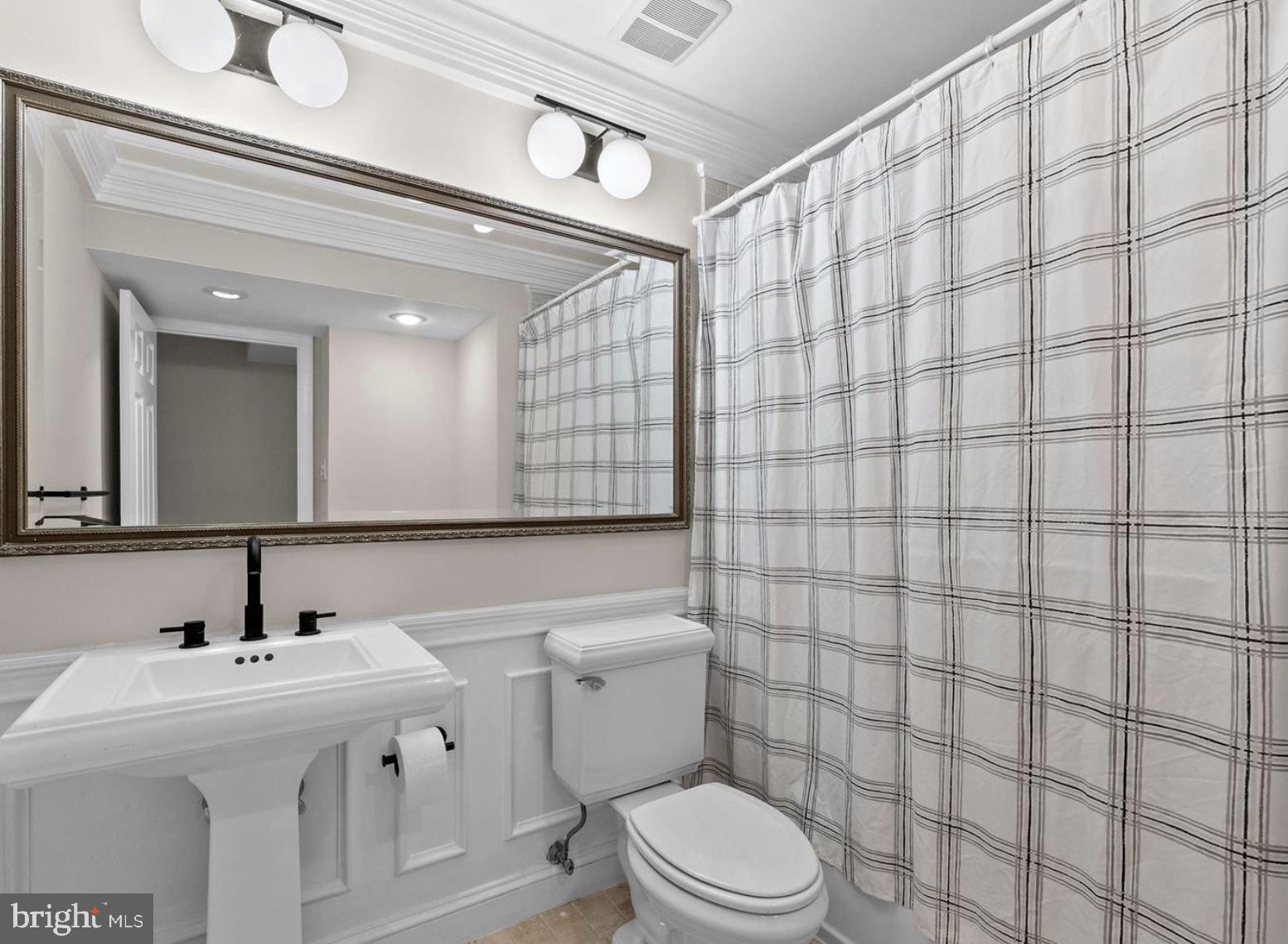 MOORINGS OF OCCOQUAN CON - Residential