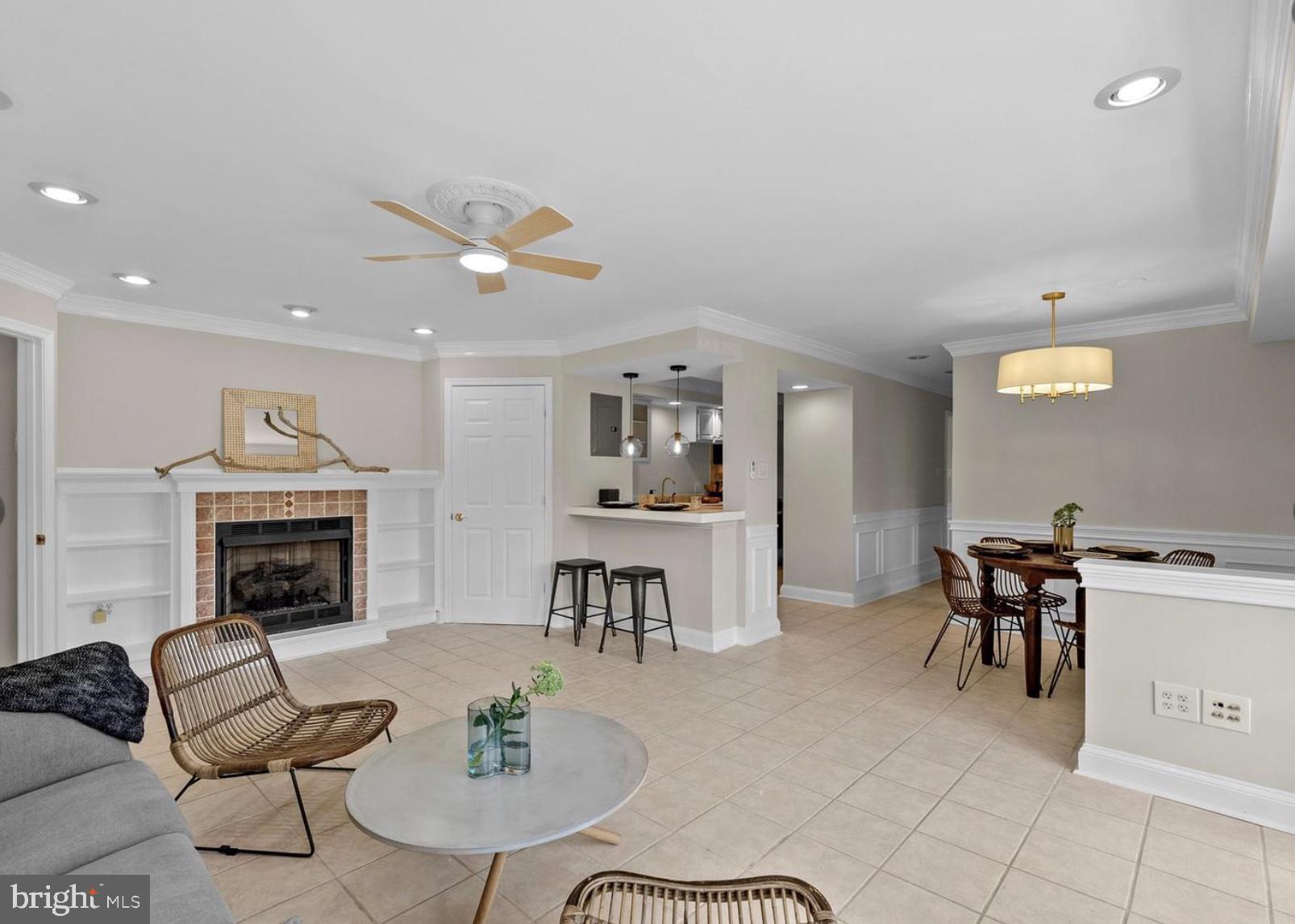 MOORINGS OF OCCOQUAN CON - Residential