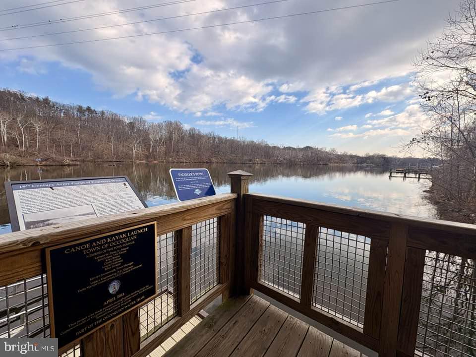 MOORINGS OF OCCOQUAN CON - Residential