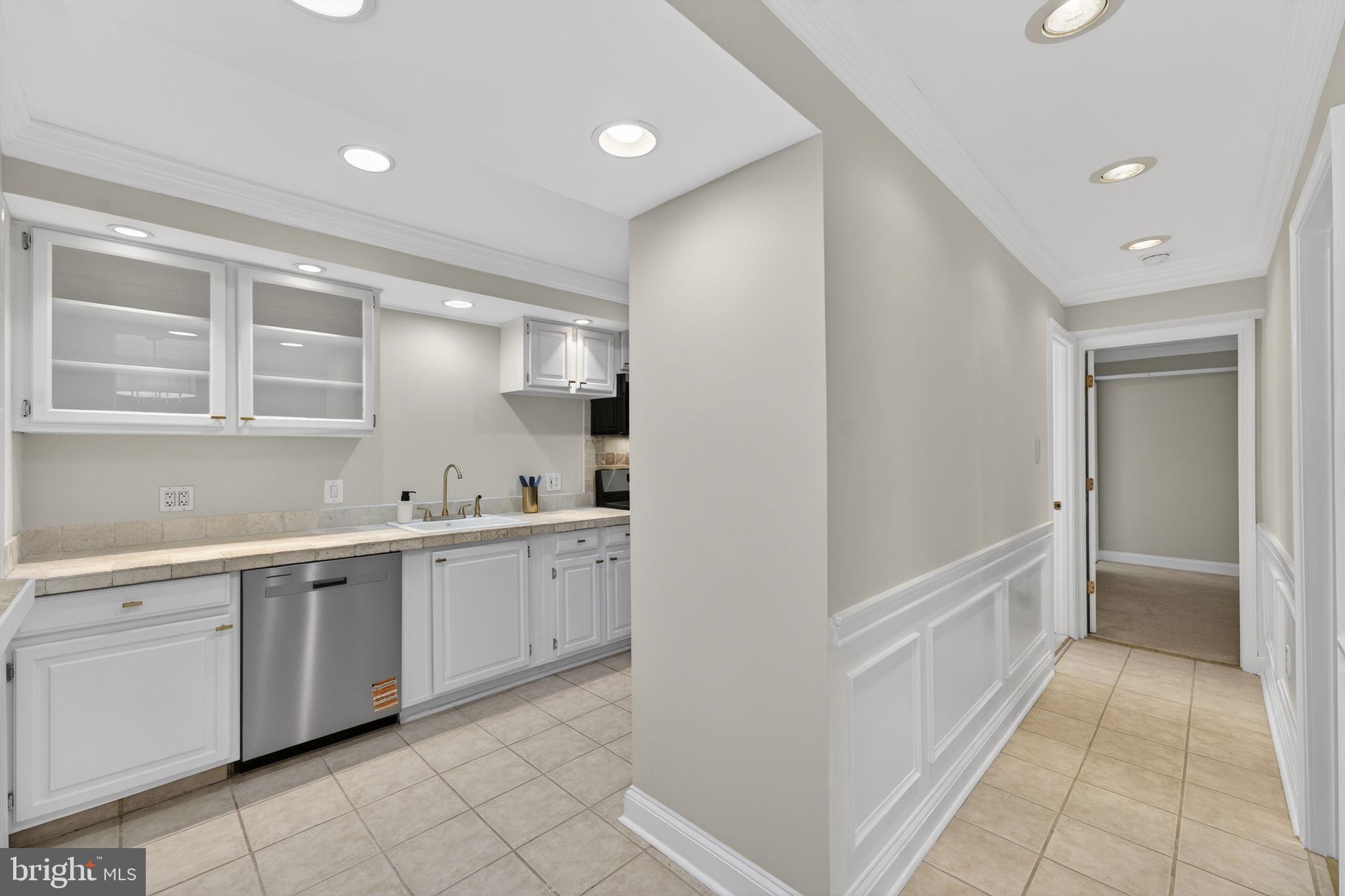 MOORINGS OF OCCOQUAN CON - Residential