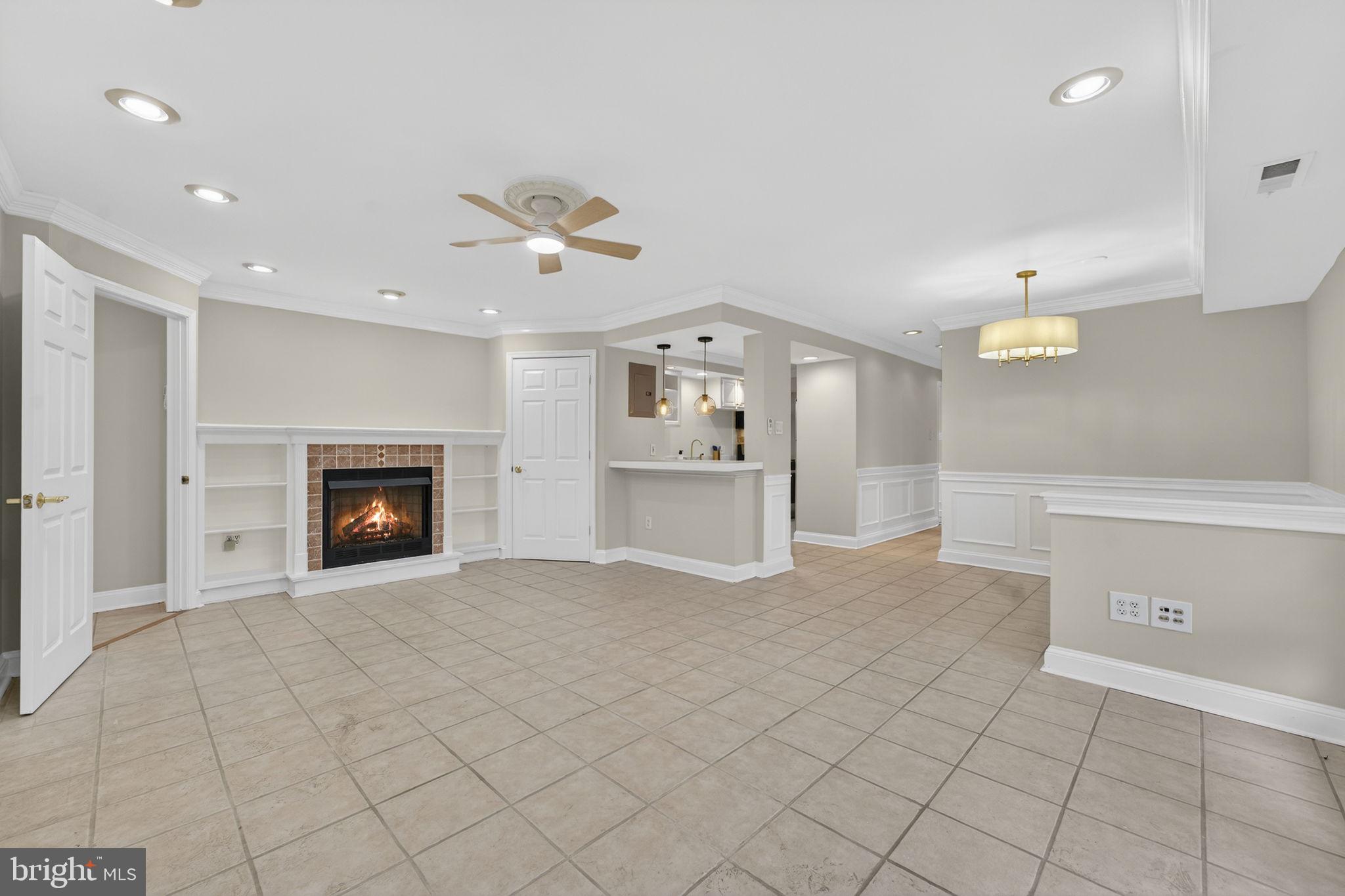 MOORINGS OF OCCOQUAN CON - Residential