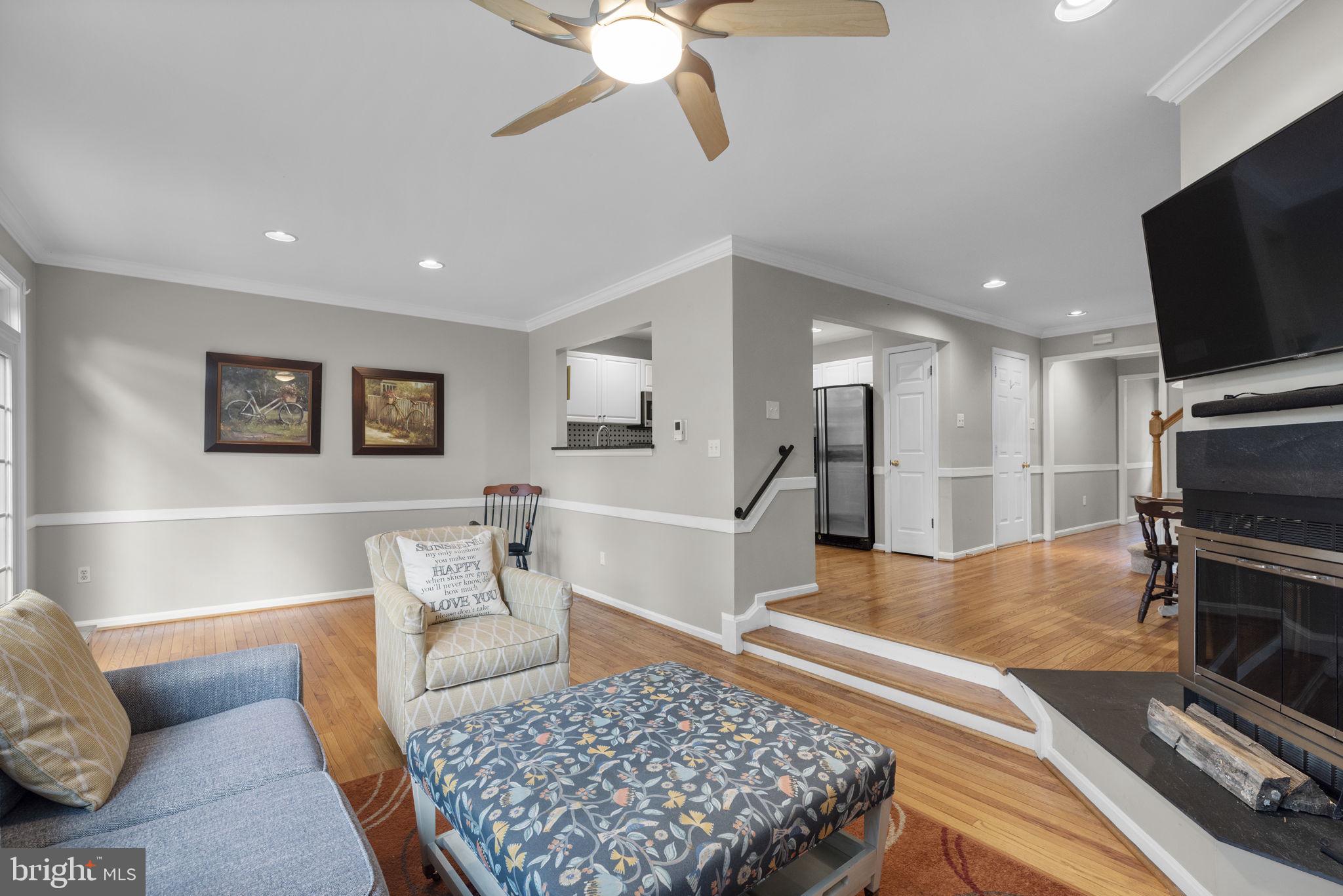 826 CHARLES JAMES CIRCLE