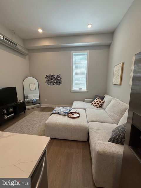 Condo For Rent - 5830 Henry Ave<br/> PHILADELPHIA, PA 19128