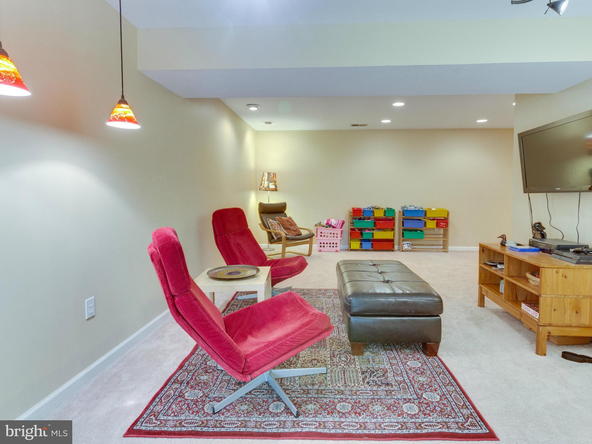 BURKE CENTRE - Residential