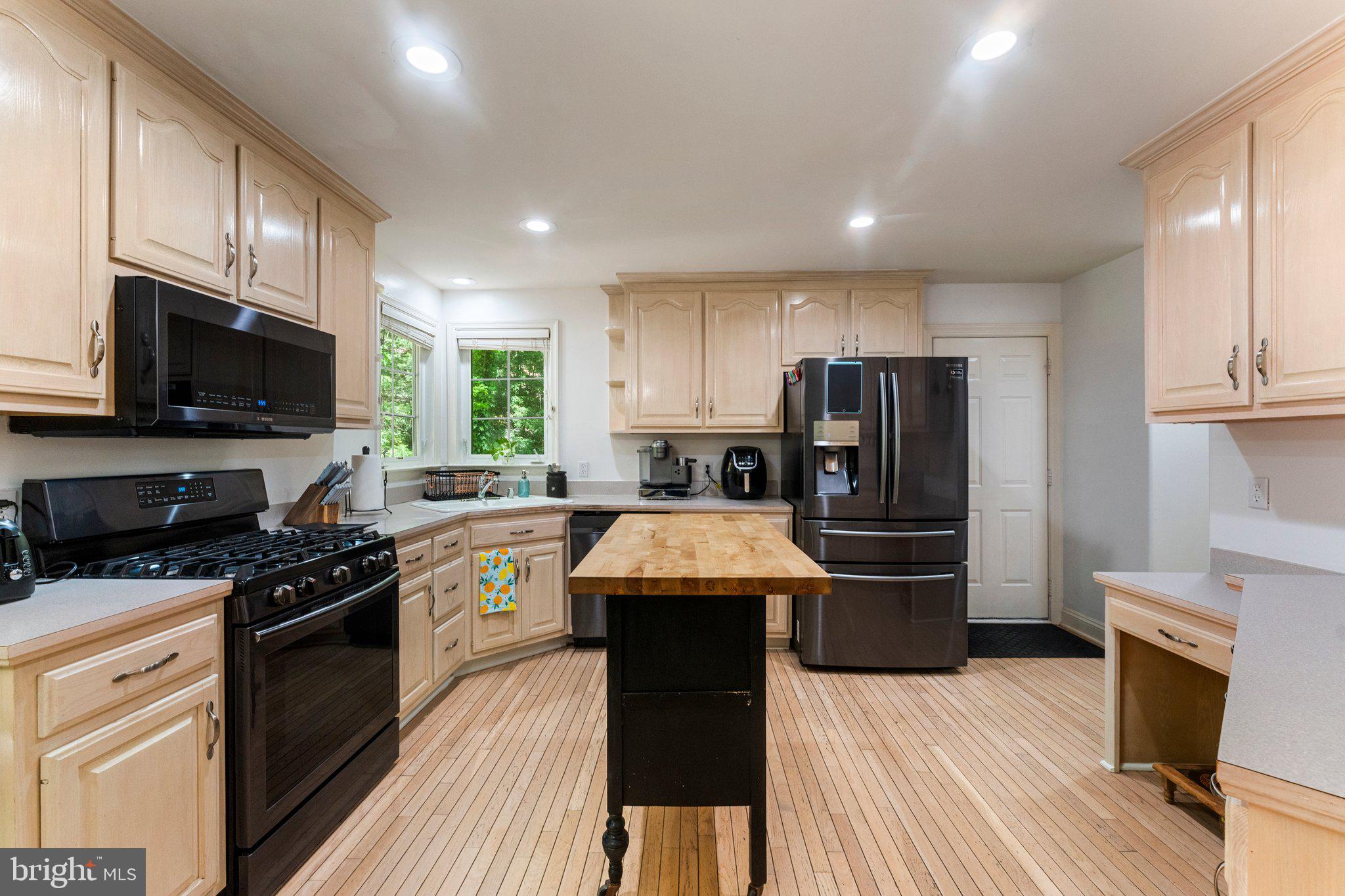 THE FAIRWAYS - Residential