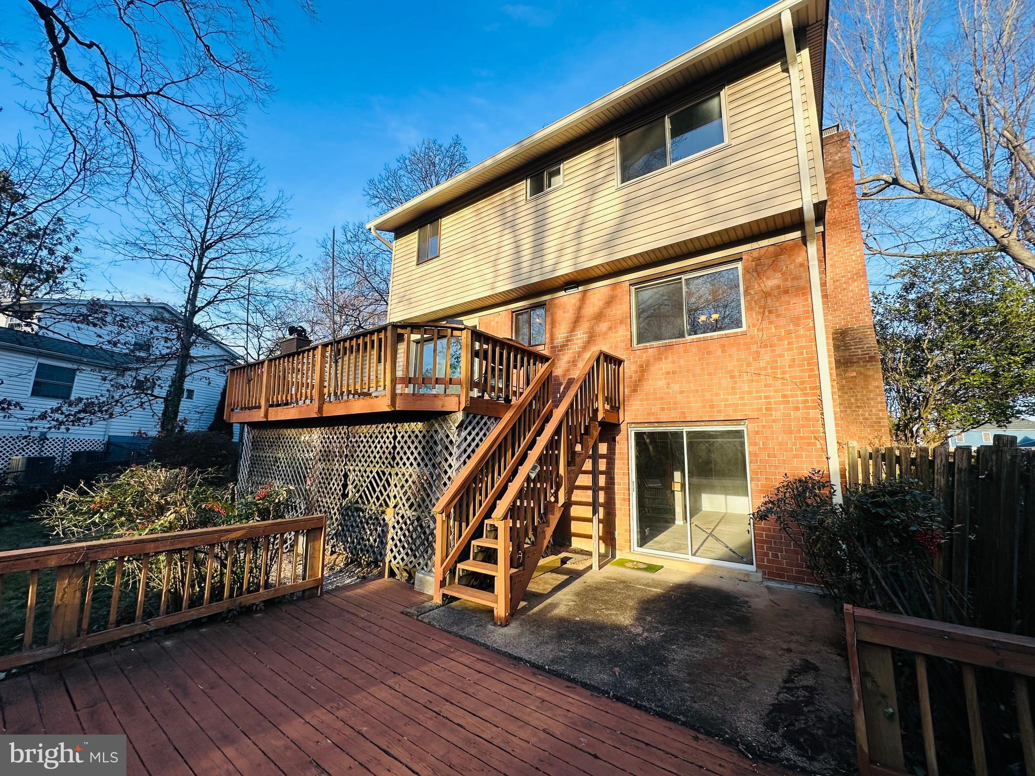 8601 KENILWORTH DRIVE