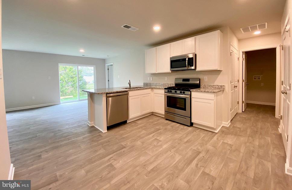 MAGNOLIA SPRINGS - Residential