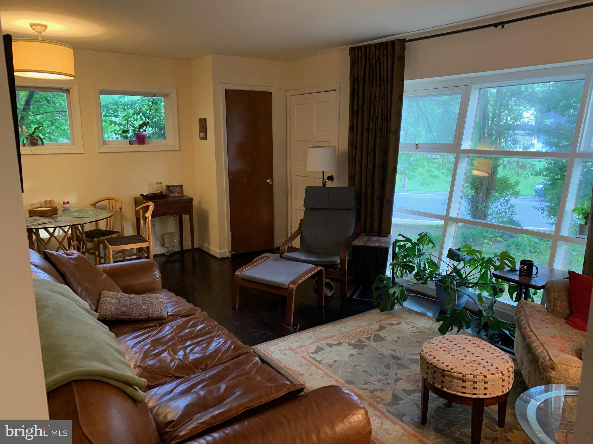 BUCKNELL MANOR - Residential Lease