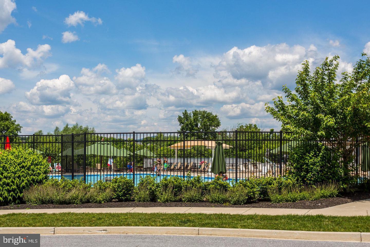 LINTON AT BALLENGER - Residential Lease