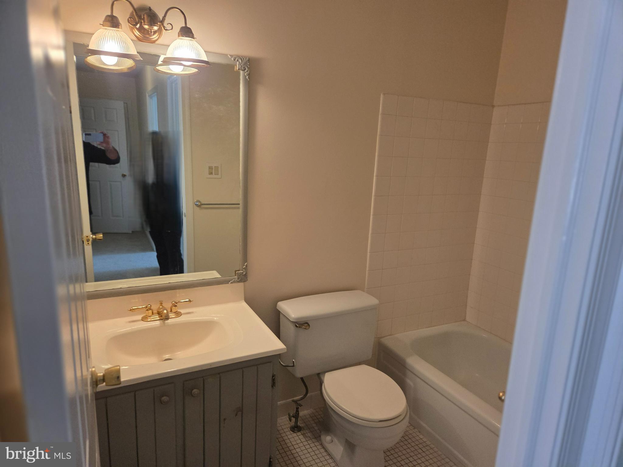 WOODGATE - Residential