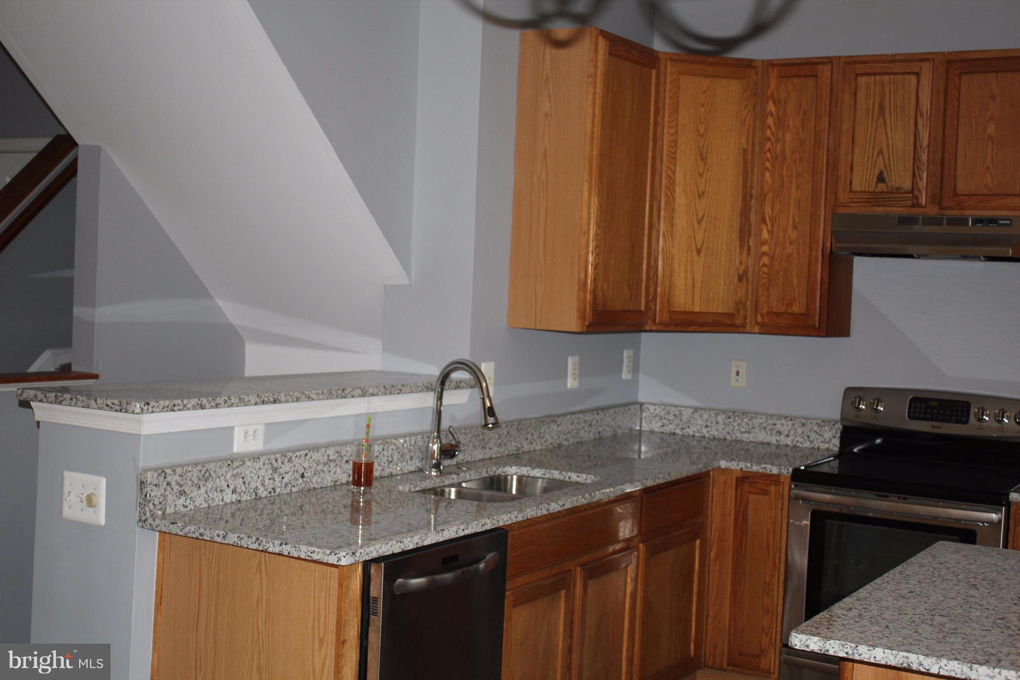 GREENSPRING OVERLOOK - Residential Lease