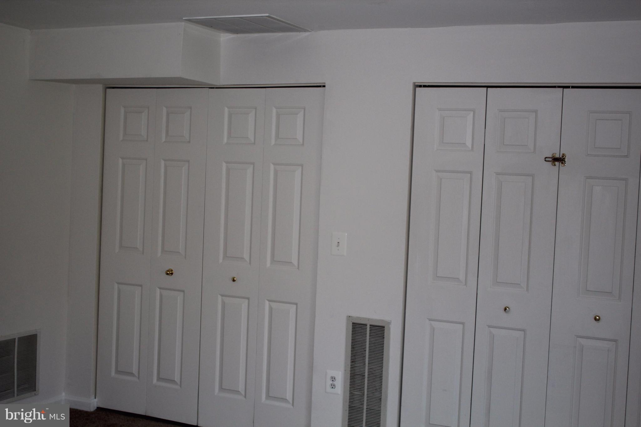 GREENSPRING OVERLOOK - Residential Lease