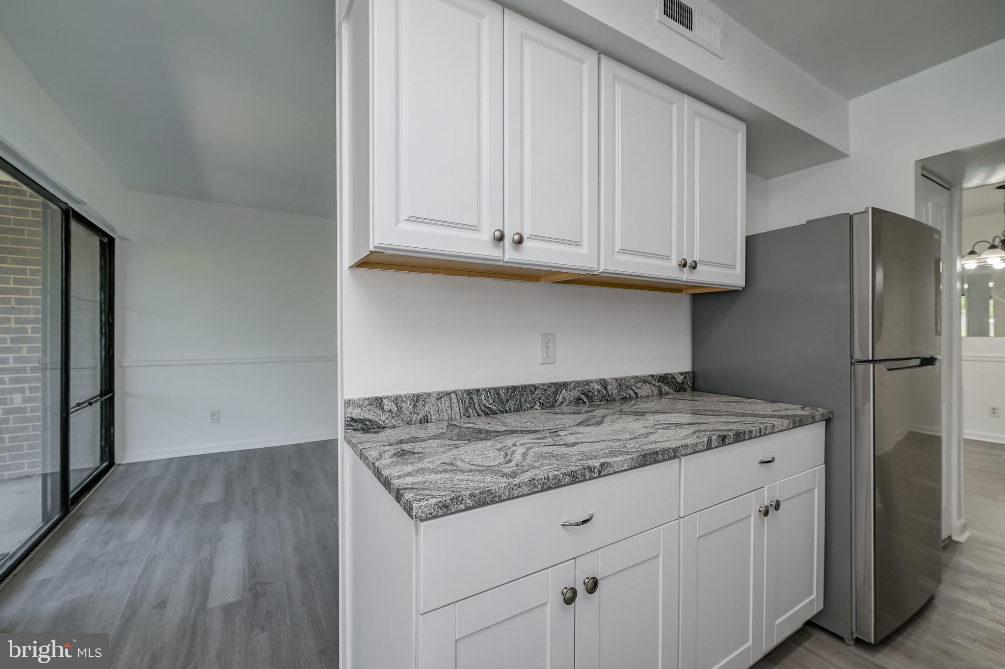 CHERRY GLEN CONDOS - Residential