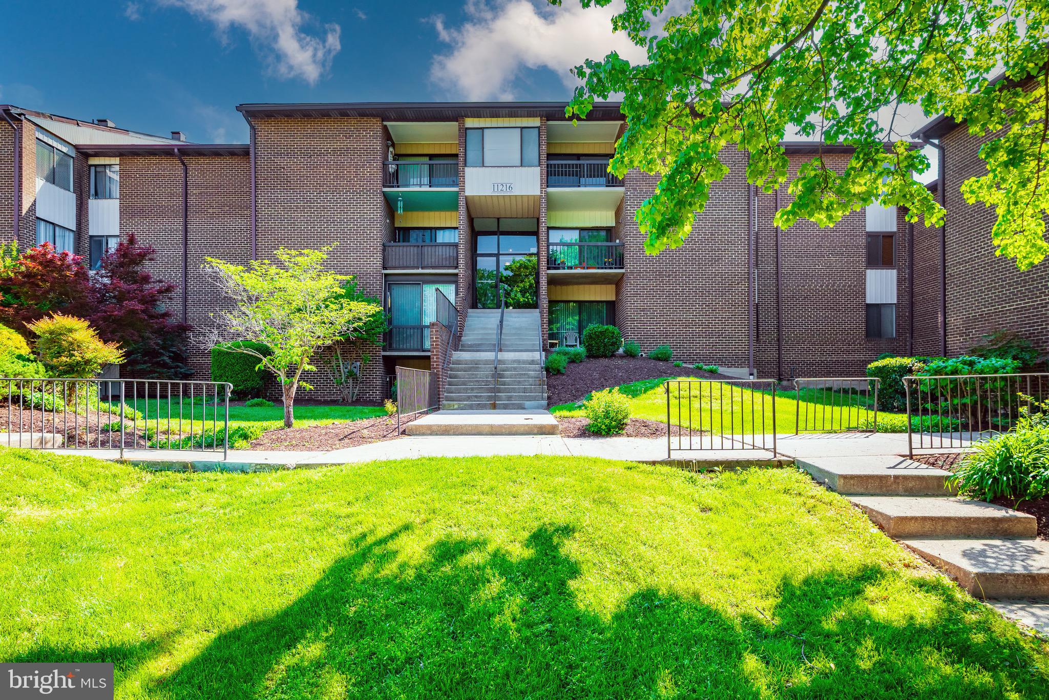 CHERRY GLEN CONDOS - Residential