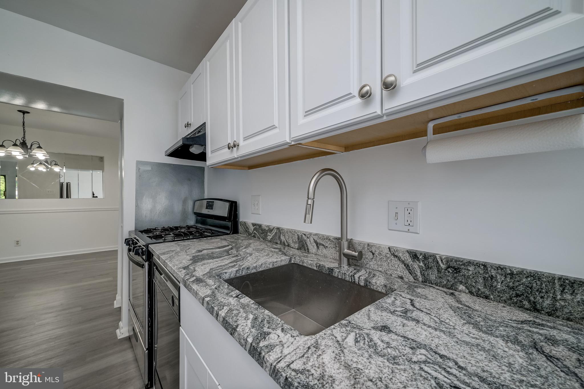 CHERRY GLEN CONDOS - Residential