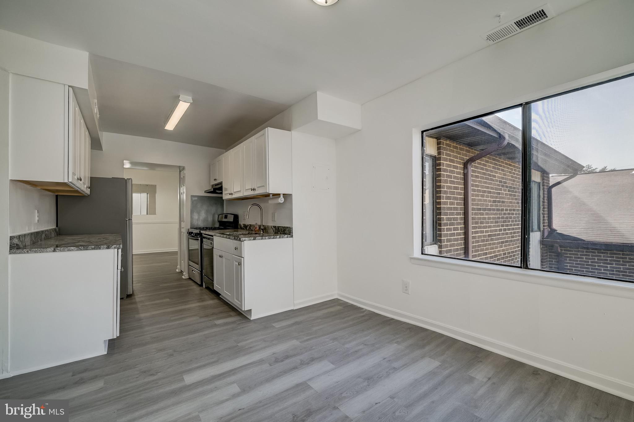 CHERRY GLEN CONDOS - Residential