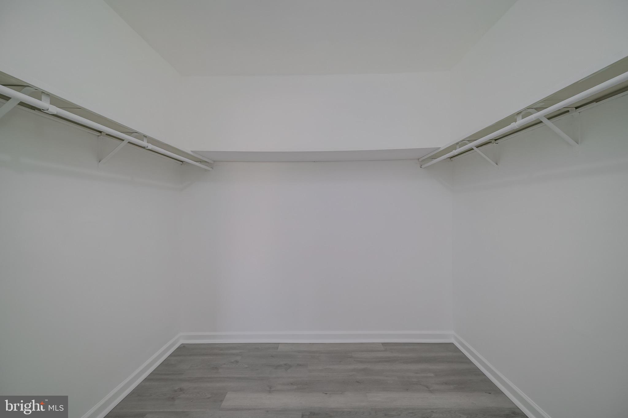 CHERRY GLEN CONDOS - Residential