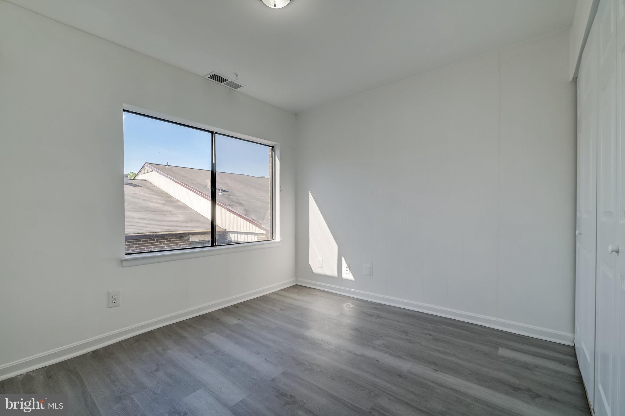 CHERRY GLEN CONDOS - Residential