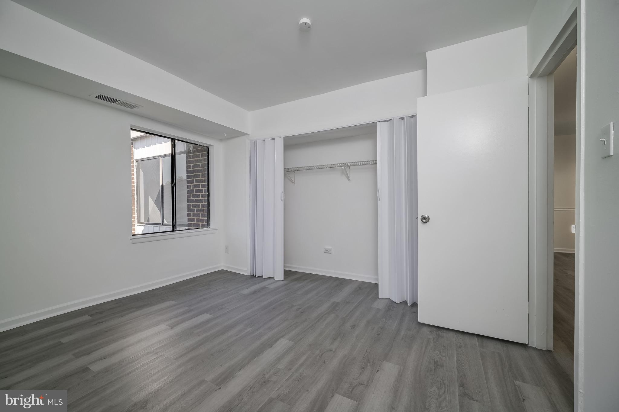 CHERRY GLEN CONDOS - Residential