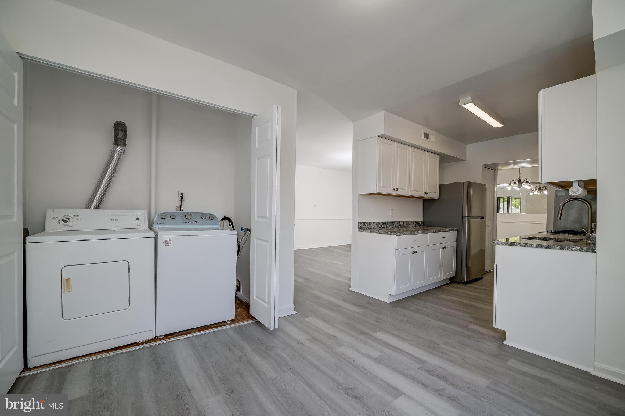 CHERRY GLEN CONDOS - Residential