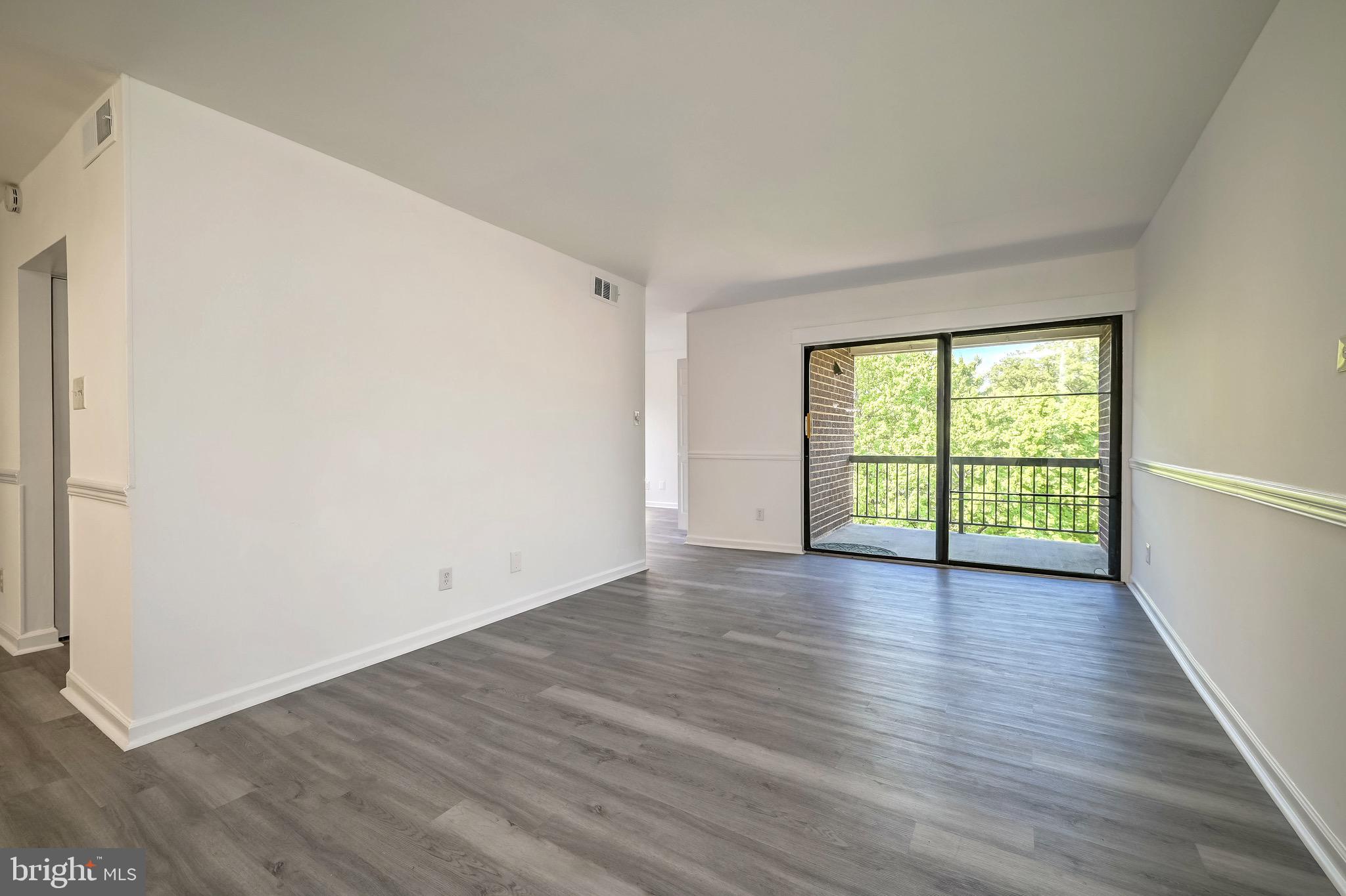 CHERRY GLEN CONDOS - Residential