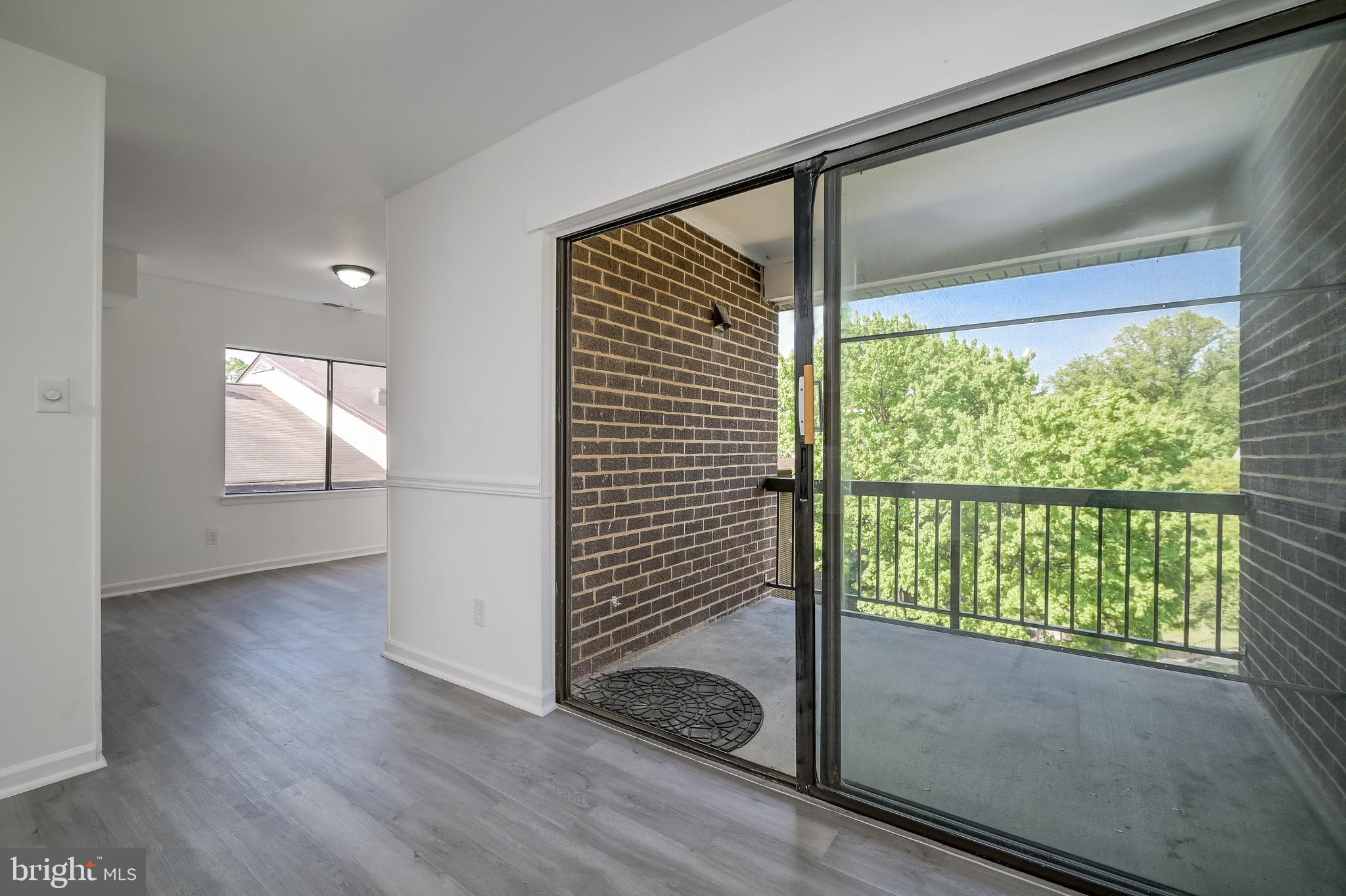 CHERRY GLEN CONDOS - Residential