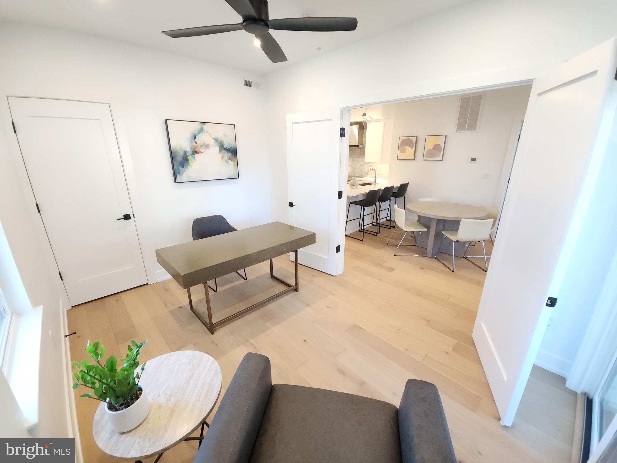 CHESTNUT HILL - Residential