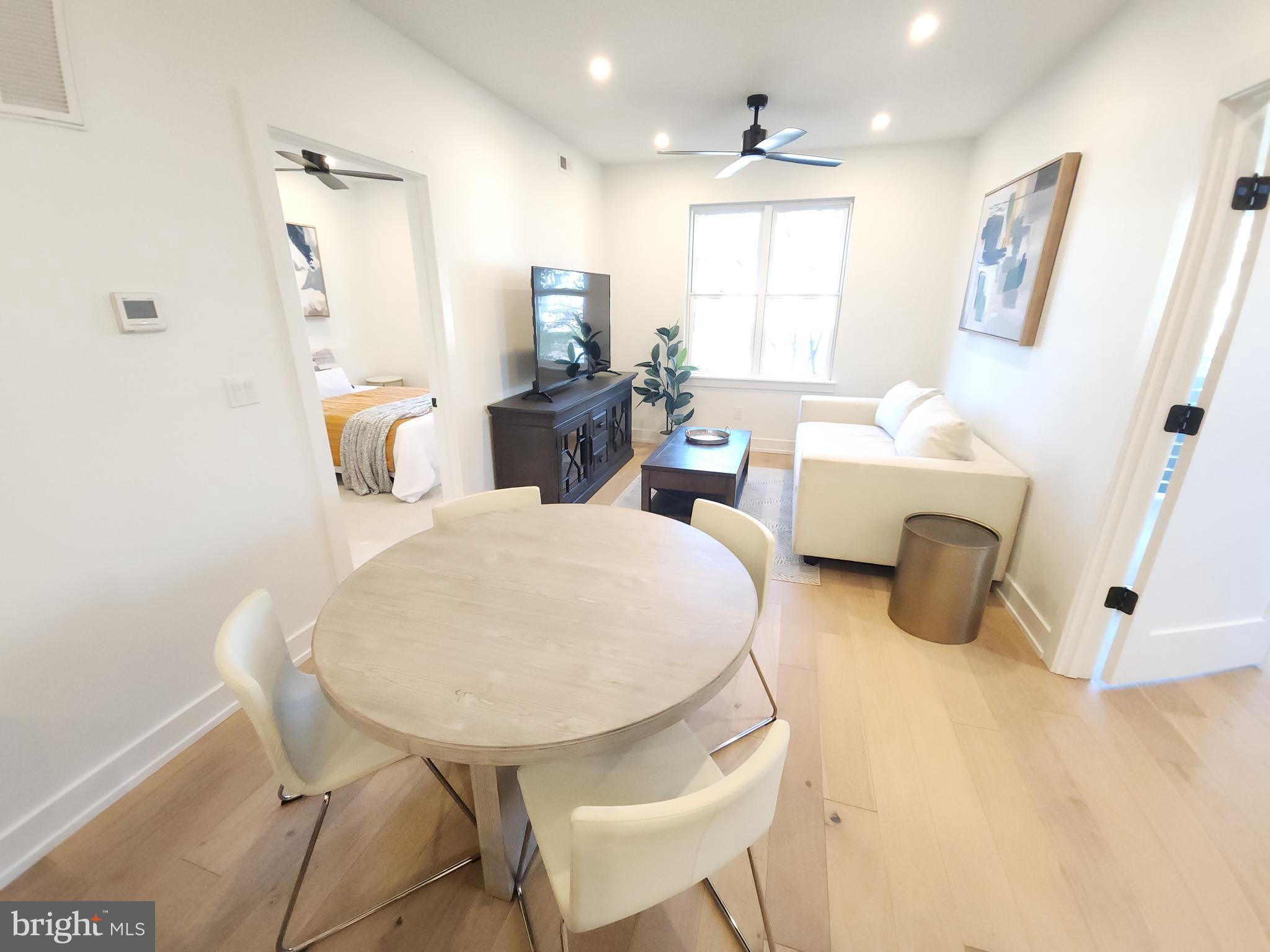 CHESTNUT HILL - Residential