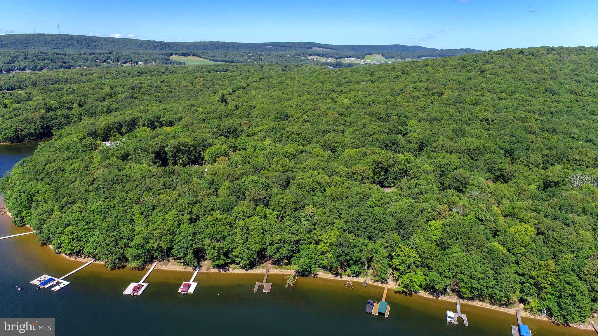 THOUSAND ACRES - Land