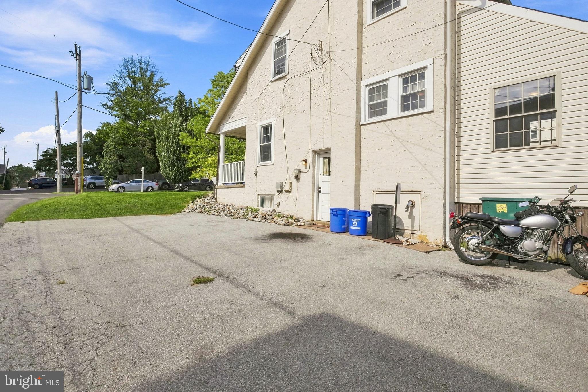 316 W MARKET STREET