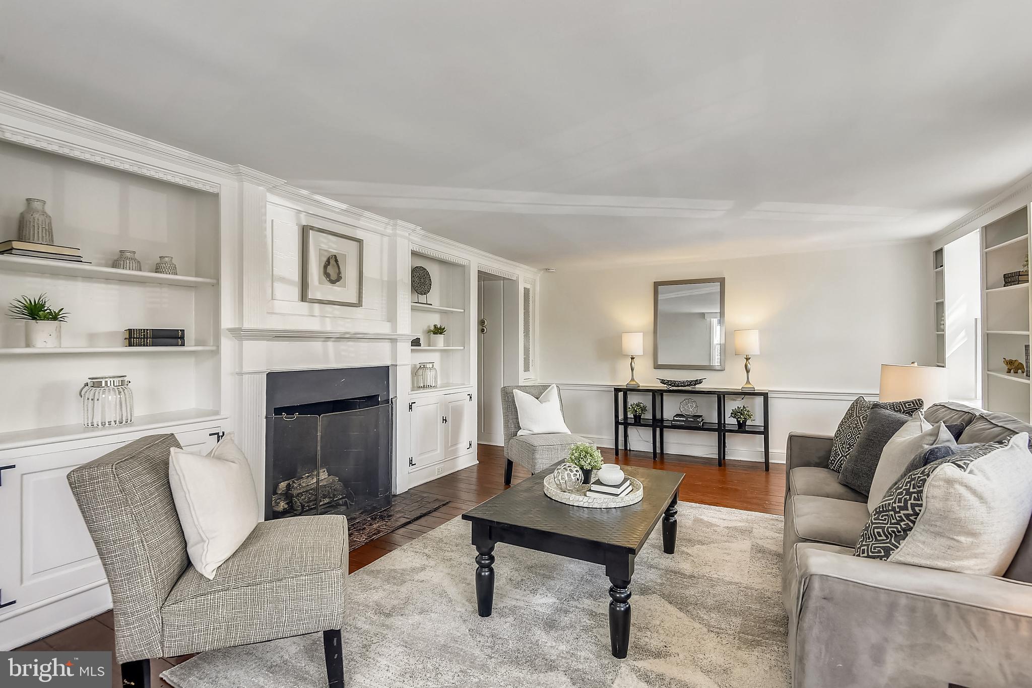 OLD TOWN ALEXANDRIA - Residential