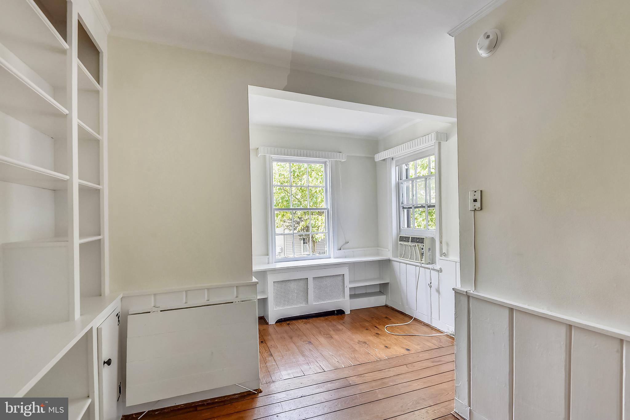 OLD TOWN ALEXANDRIA - Residential