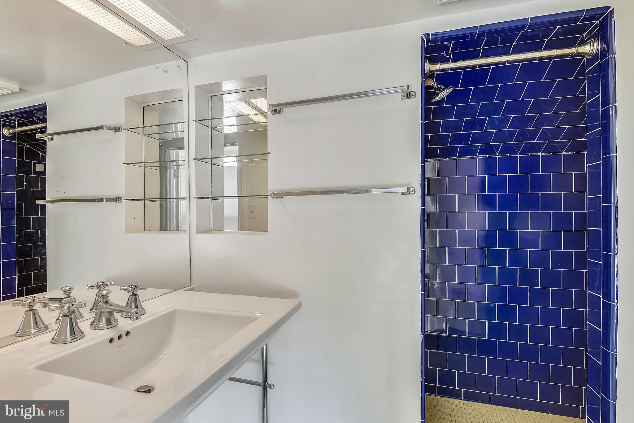 OLD TOWN ALEXANDRIA - Residential