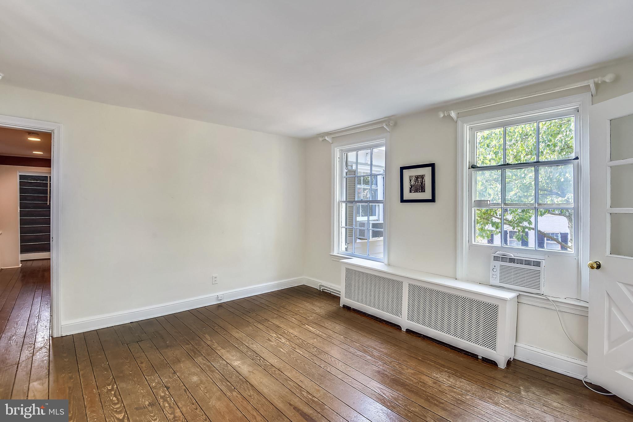 OLD TOWN ALEXANDRIA - Residential