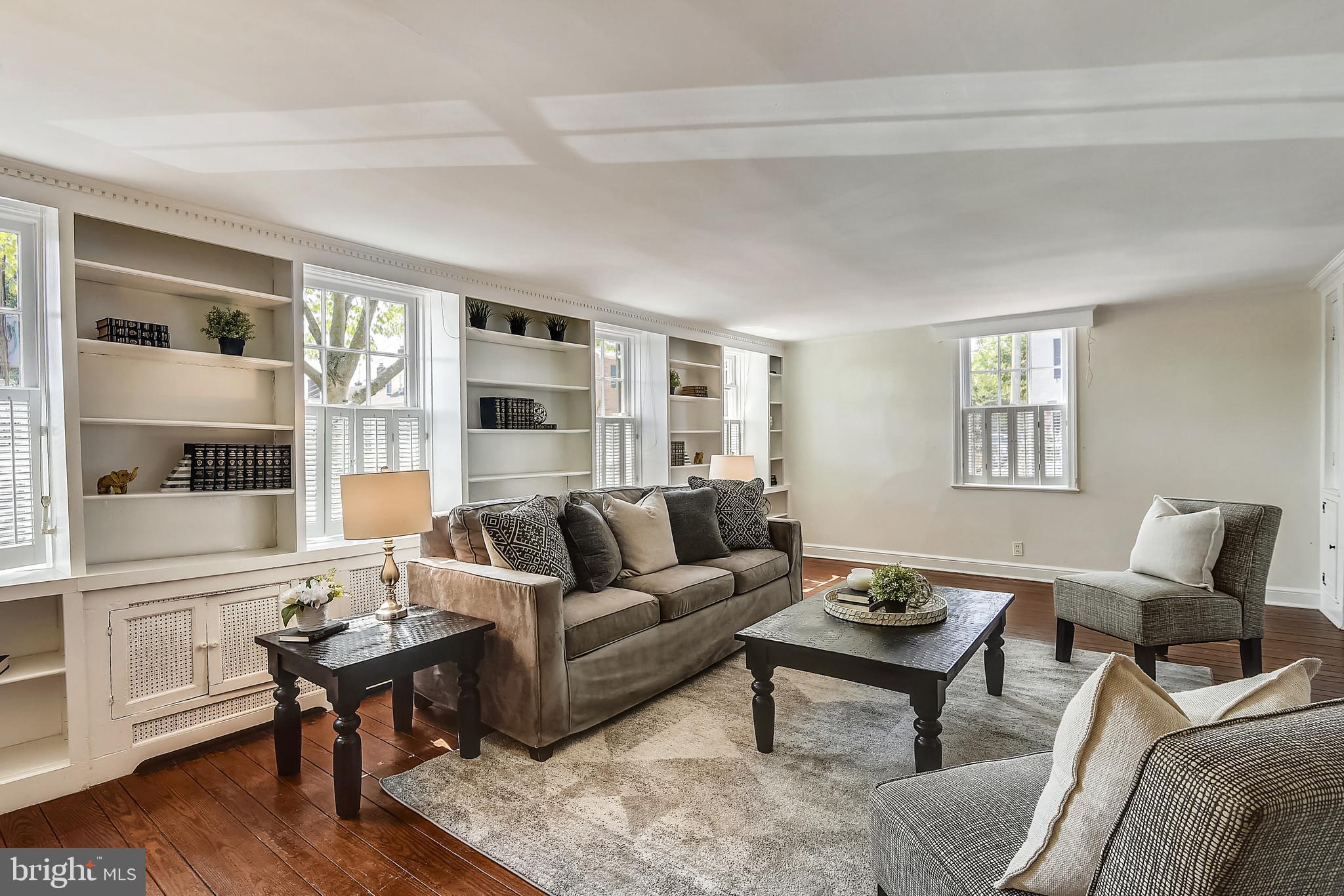 OLD TOWN ALEXANDRIA - Residential