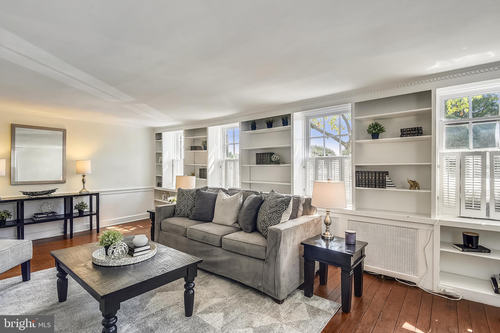 OLD TOWN ALEXANDRIA - Residential