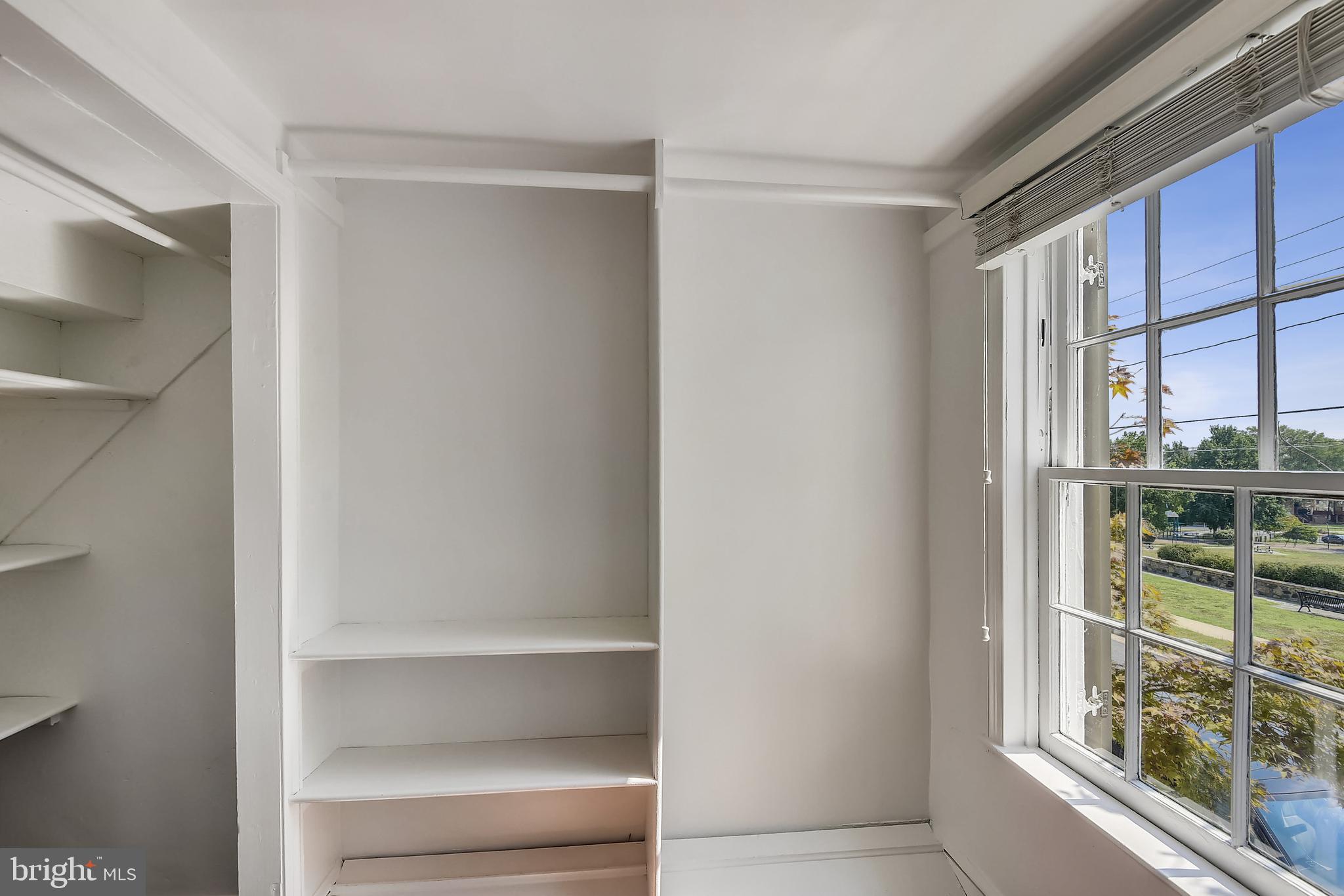 OLD TOWN ALEXANDRIA - Residential