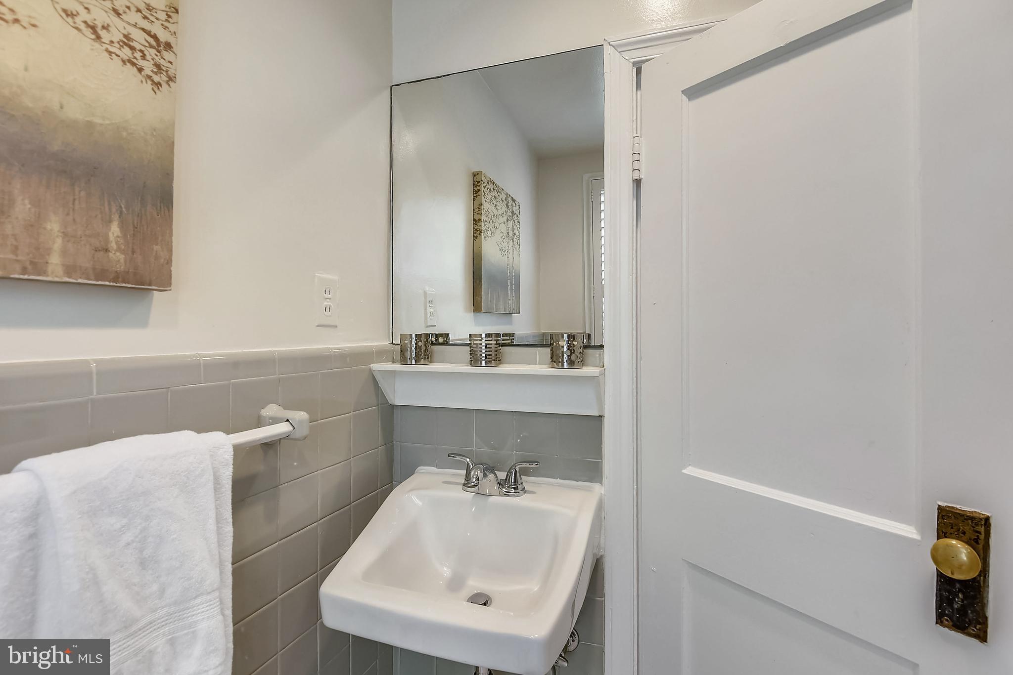 OLD TOWN ALEXANDRIA - Residential