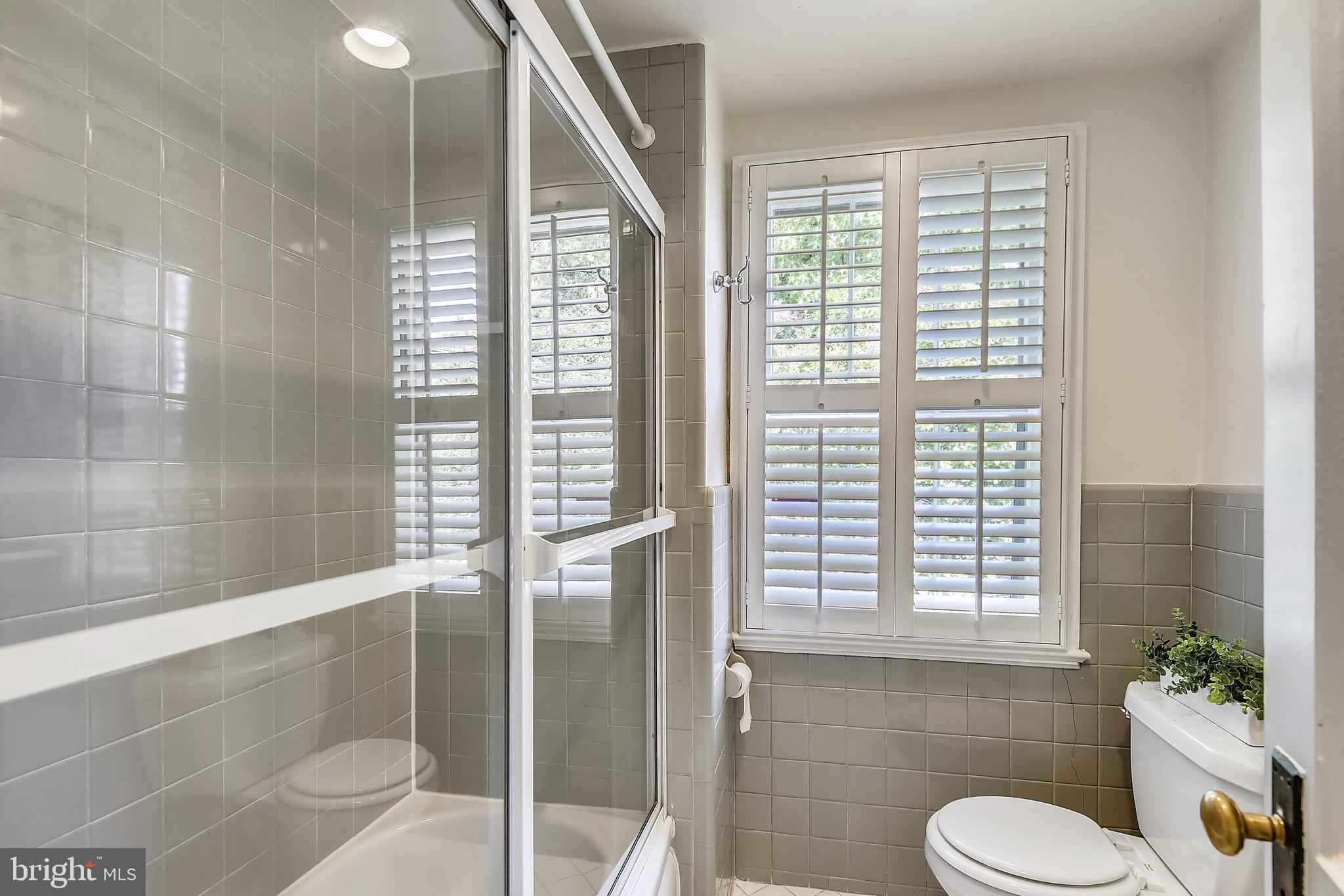 OLD TOWN ALEXANDRIA - Residential