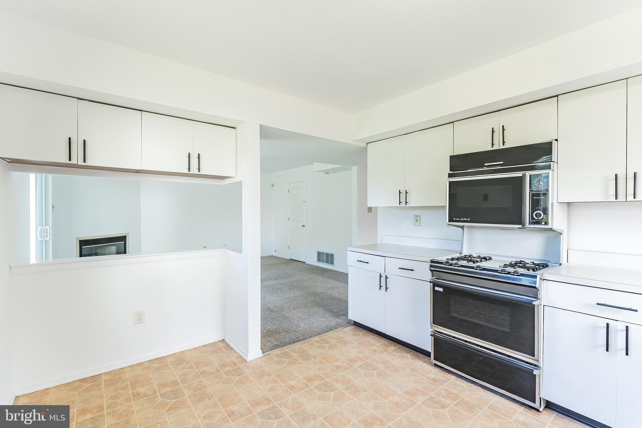 PHILADELPHIA (NORTHEAST) - Residential