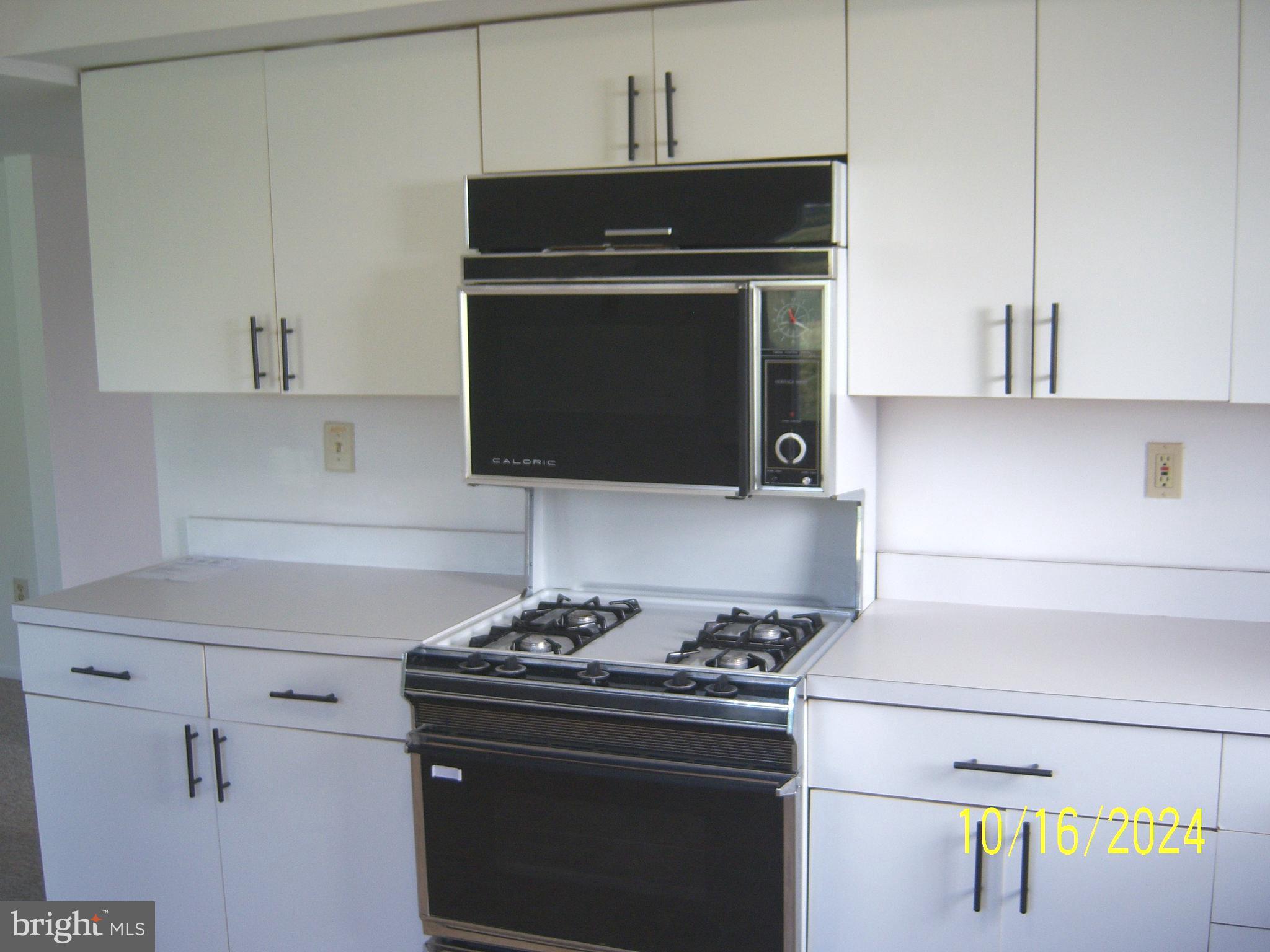 PHILADELPHIA (NORTHEAST) - Residential