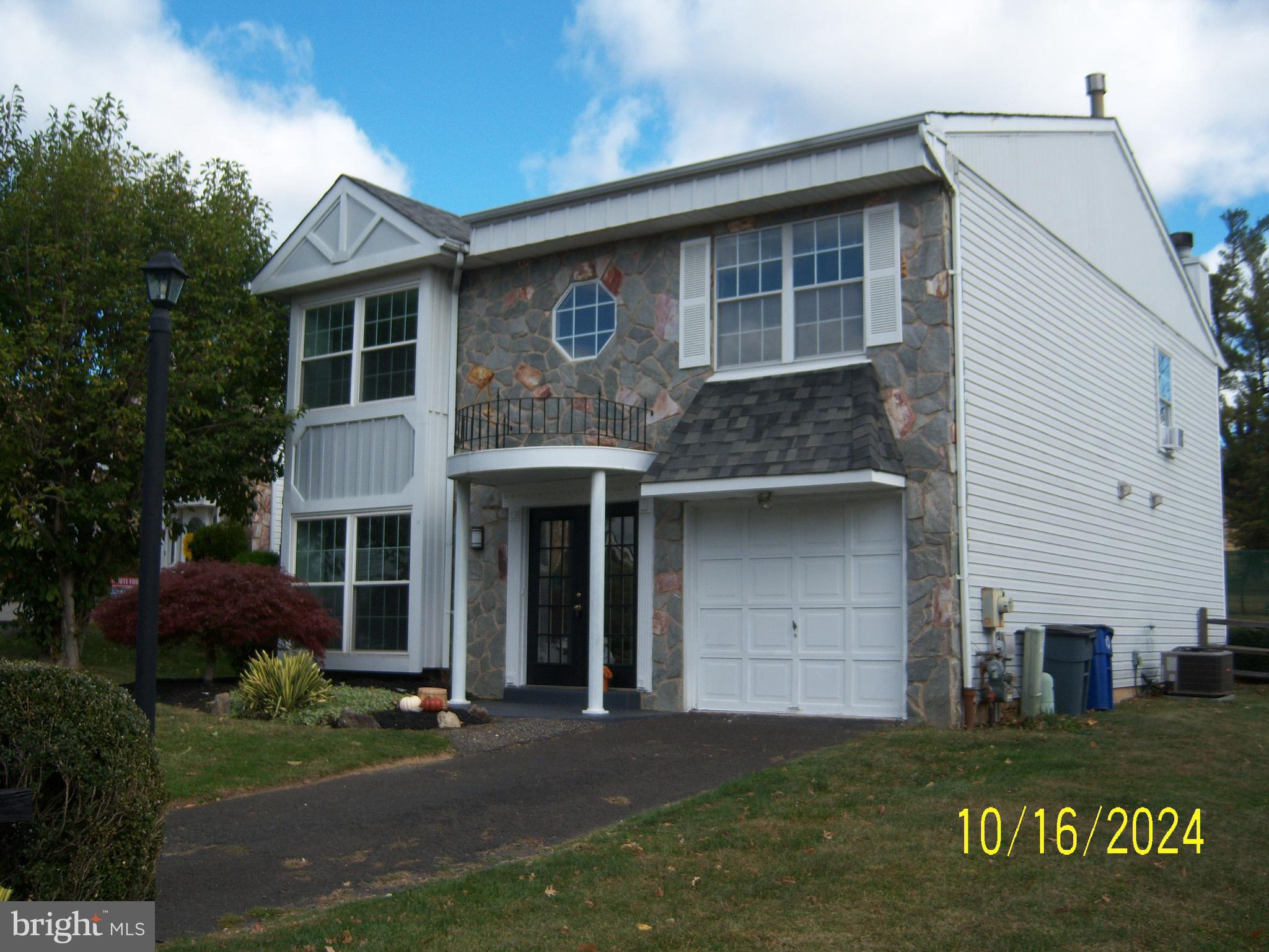 PHILADELPHIA (NORTHEAST) - Residential