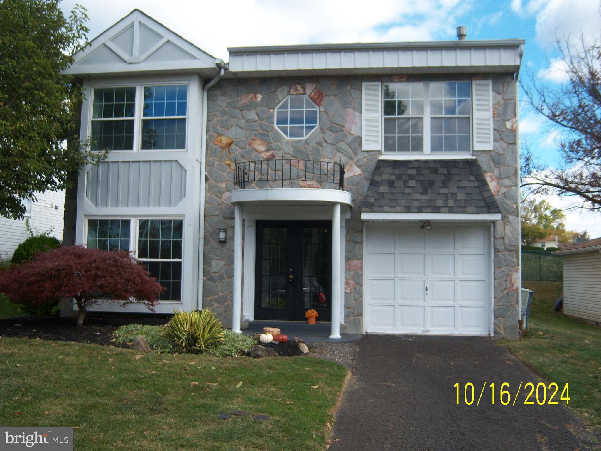 PHILADELPHIA (NORTHEAST) - Residential