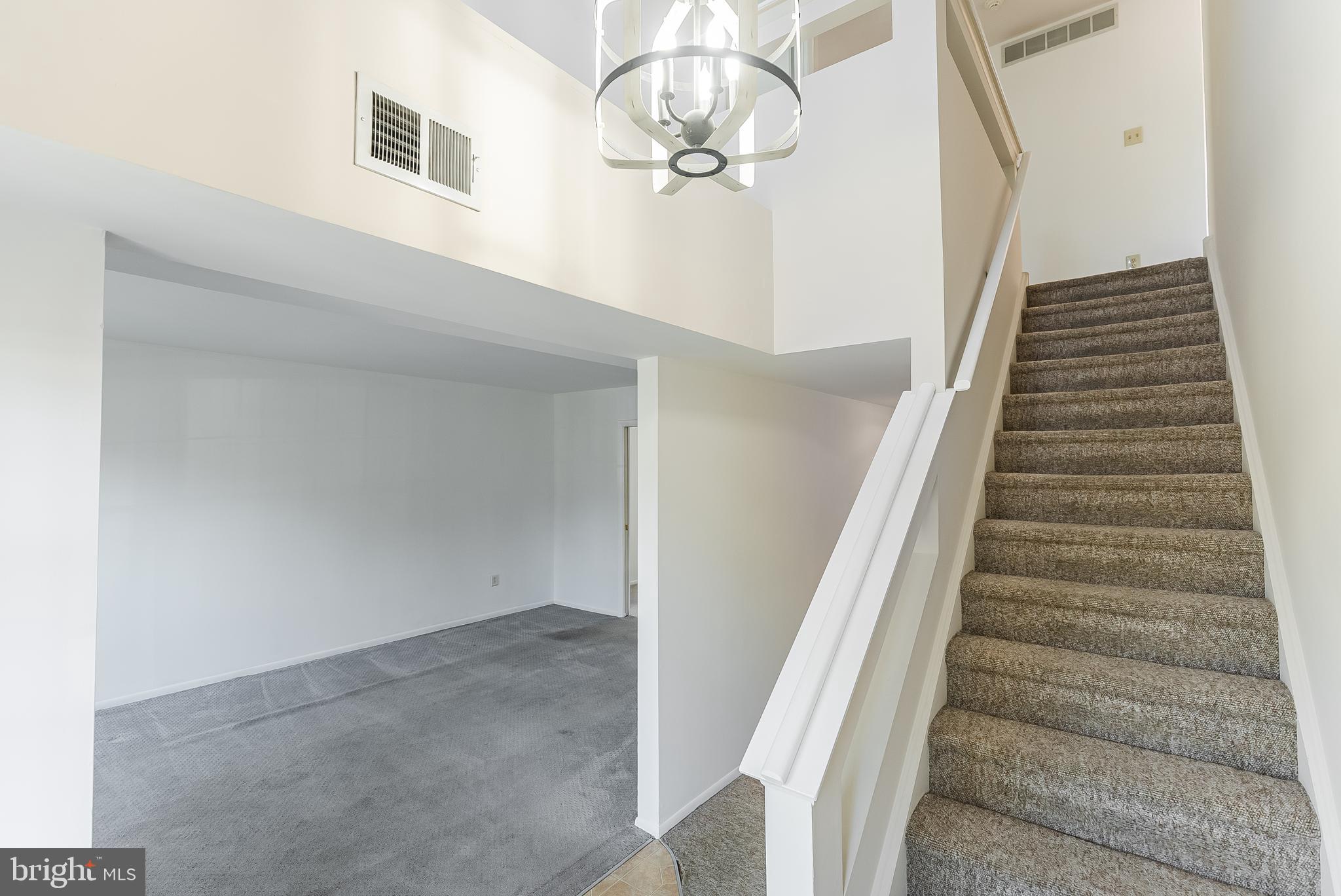 PHILADELPHIA (NORTHEAST) - Residential