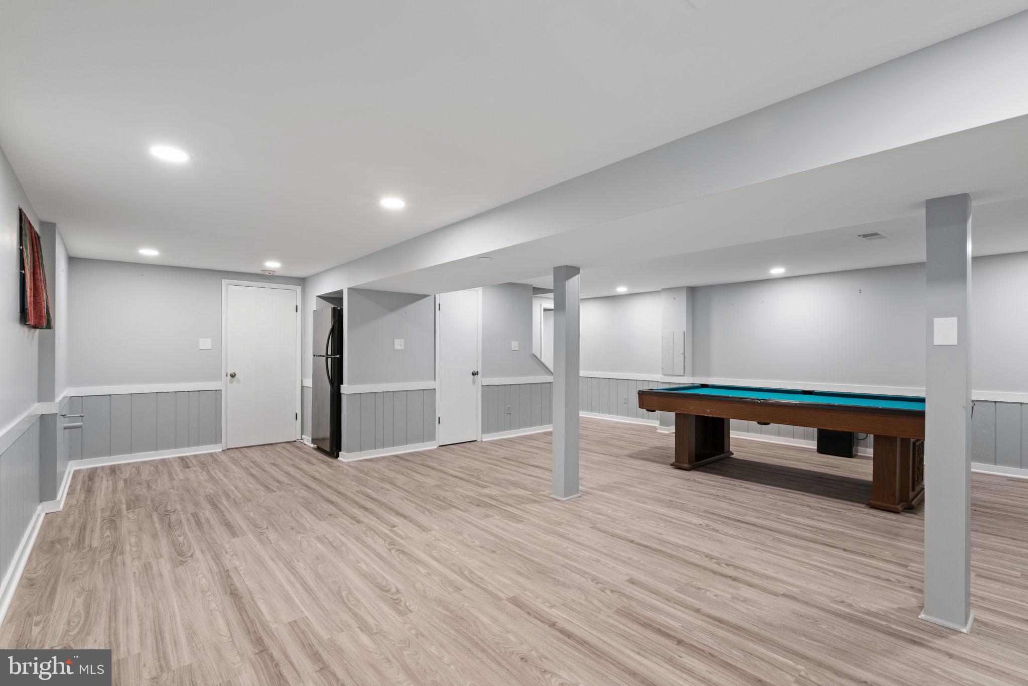 LAKEWOOD HILLS - Residential