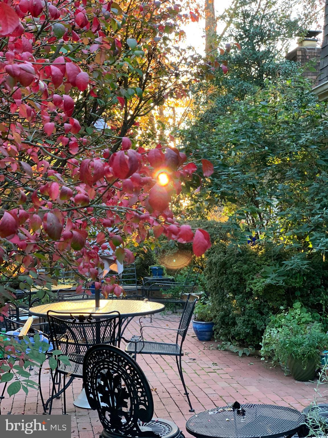 LAKEWOOD HILLS - Residential