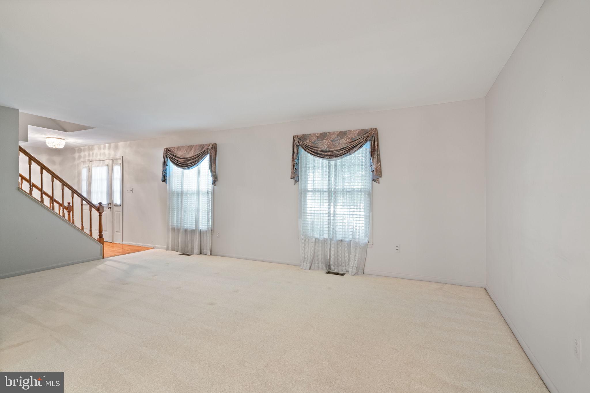 LAKEWOOD HILLS - Residential